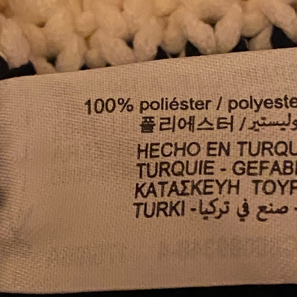 NWT. Zara Cream/Black V-Neck Oversized Striped Sweater. Size M-L. - Picture 10 of 11